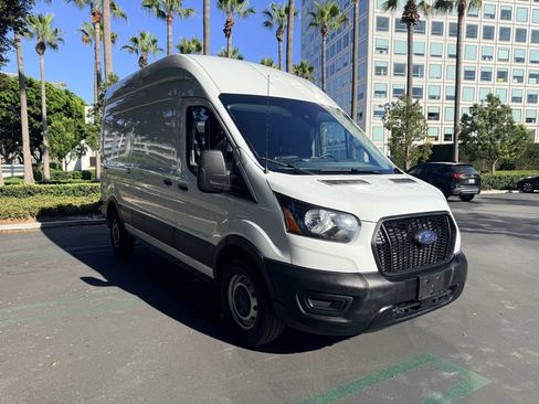 Used 2024 Ford Transit 250 148 High Roof RWD image 6