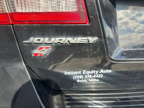 Used 2019 Dodge Journey Crossroad AWD/4WD image 17