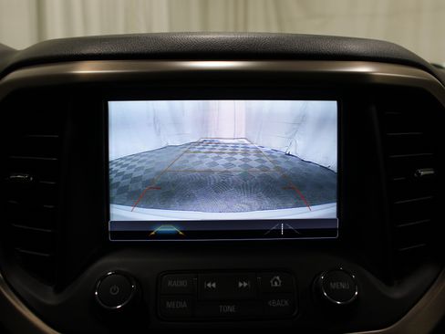 Used 2019 GMC Acadia Denali FWD image 17