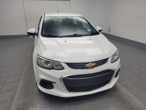 Used 2018 Chevrolet Sonic Premier image 14