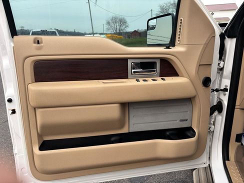 Used 2014 Ford F150 King Ranch w/ King Ranch Luxury Package image 8