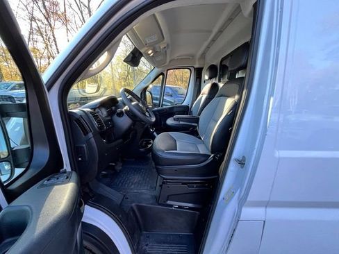 Used 2025 RAM ProMaster 3500 w/ Convenience Group FWD image 15