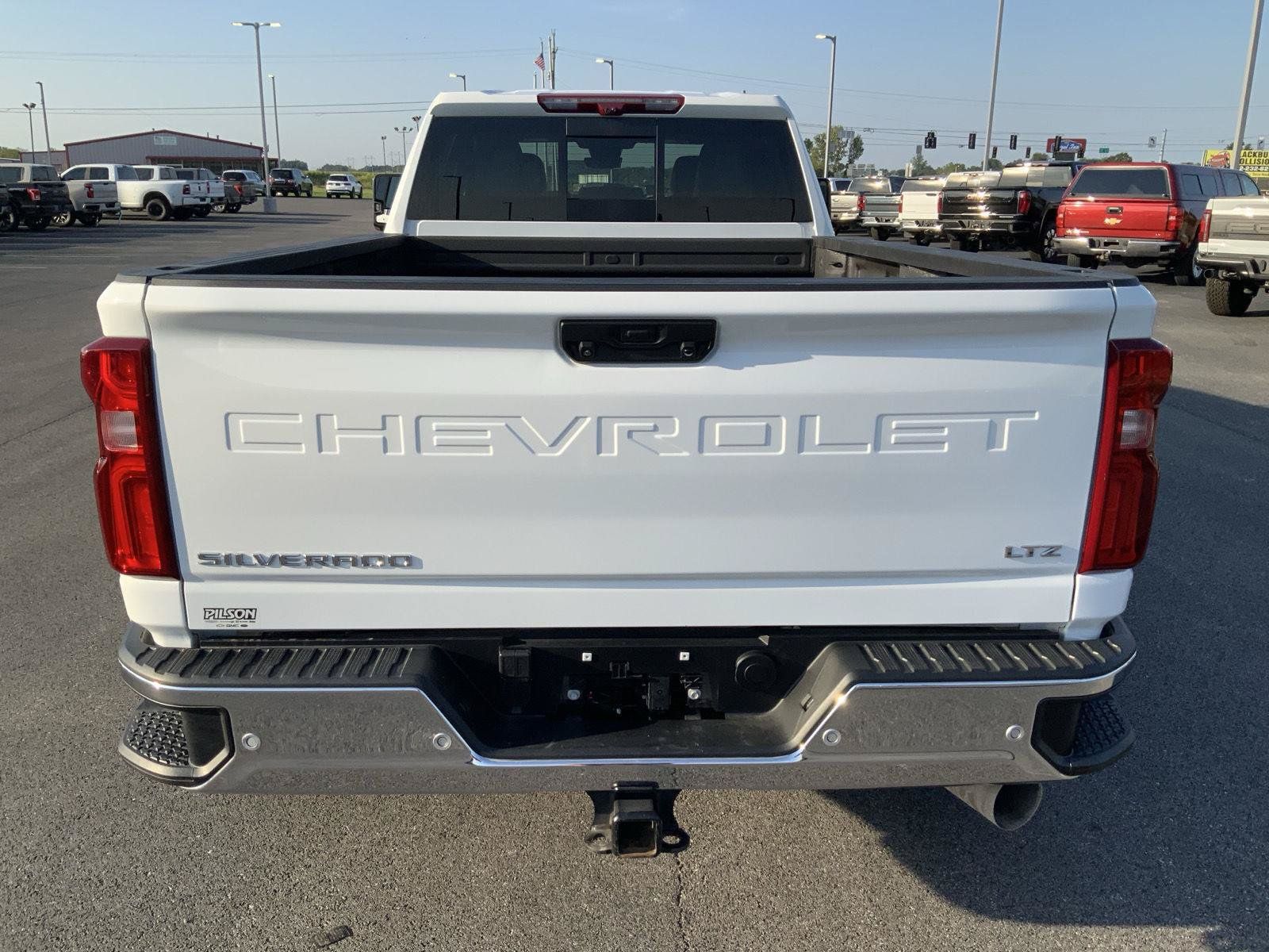 Used 2025 Chevrolet Silverado 3500 LTZ w/ LTZ Plus Package AWD/4WD image 10