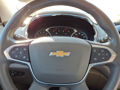 Used 2021 Chevrolet Traverse Premier AWD/4WD image 31