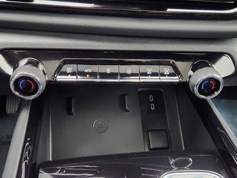 Used 2024 Chevrolet Silverado EV RST image 43