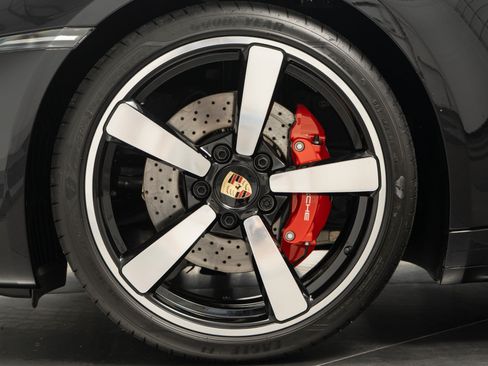 Used 2024 Porsche 911 Targa 4S AWD/4WD image 10