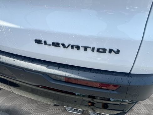 New 2026 GMC Acadia Elevation w/ Black Edition AWD/4WD image 27