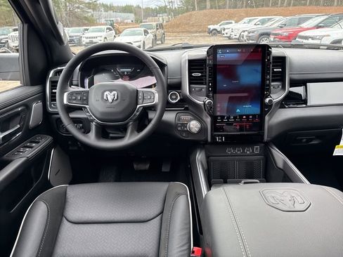 New 2026 RAM 1500 Laramie AWD/4WD image 23