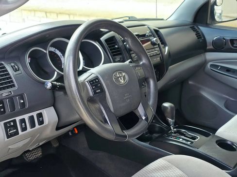 Used 2012 Toyota Tacoma 4x4 Double Cab image 10
