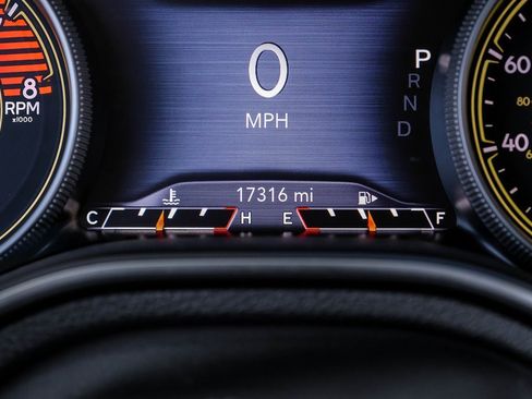 Used 2022 Jeep Cherokee Latitude Lux image 3