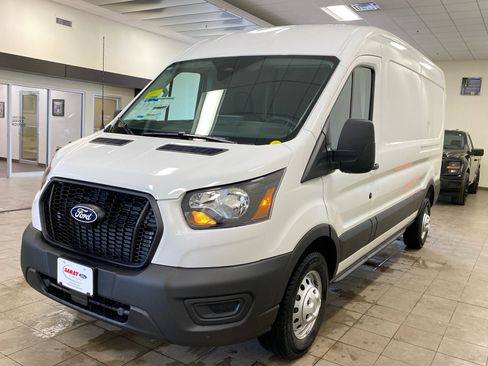 New 2026 Ford Transit 250 148 Medium Roof Extended AWD image 4