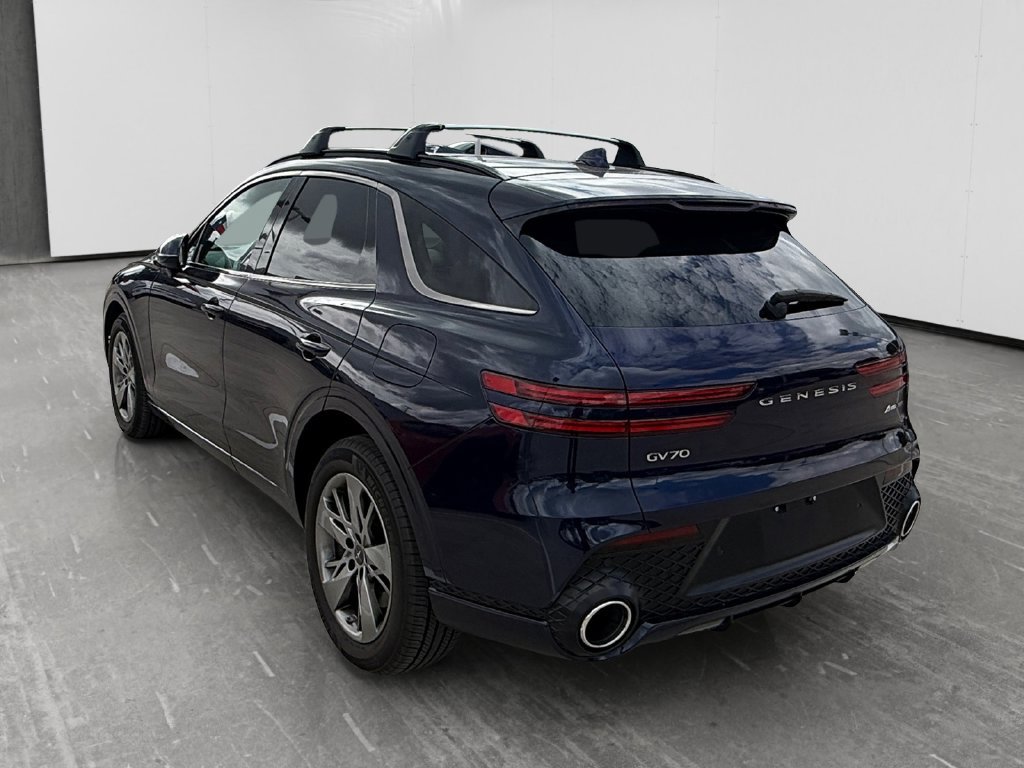 Used 2025 Genesis GV70 3.5T Sport AWD/4WD image 3
