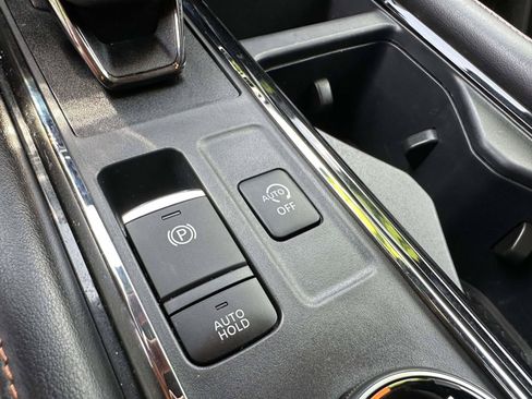 Used 2024 Nissan Pathfinder Rock Creek AWD/4WD image 21