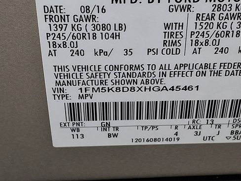 Used 2017 Ford Explorer XLT w/ Equipment Group 202A AWD/4WD image 27