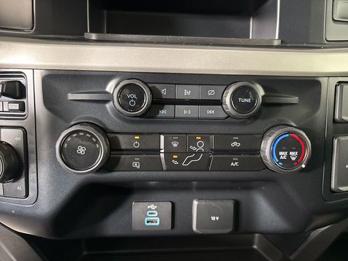 Used 2024 Ford F250 XLT w/ FX4 Off-Road Package image 15