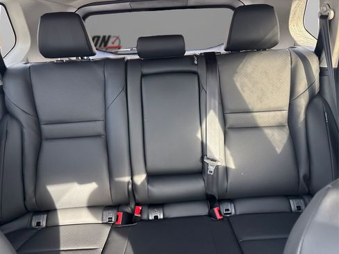 Certified 2024 Nissan Rogue SV w/ SV Premium Package image 19