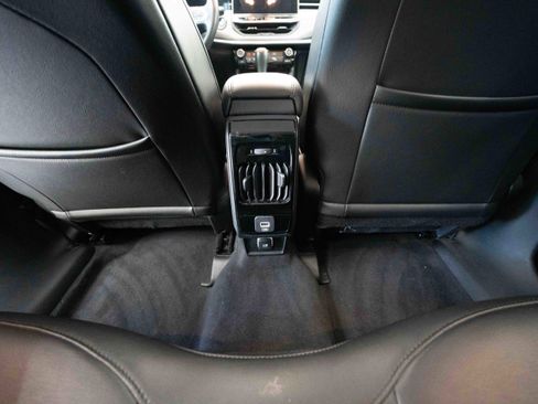 Used 2022 Jeep Compass Latitude image 22