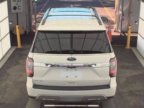 Used 2019 Ford Expedition Max Limited RWD image 5