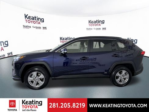 Used 2025 Toyota RAV4 XLE image 8