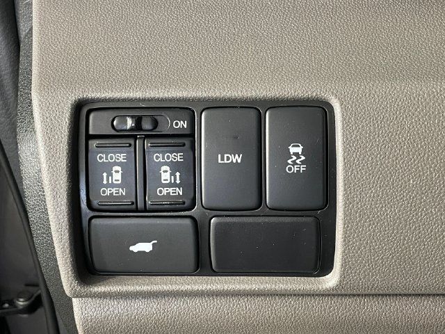 Used 2014 Honda Odyssey EX-L image 13