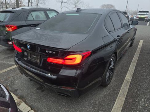 Used 2022 BMW 540i w/ M Sport Package image 3