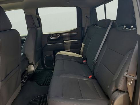 New 2026 GMC Sierra 1500 SLE w/ Preferred Package image 13