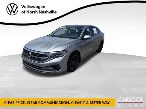 Used 2022 Volkswagen Jetta SE FWD image 1