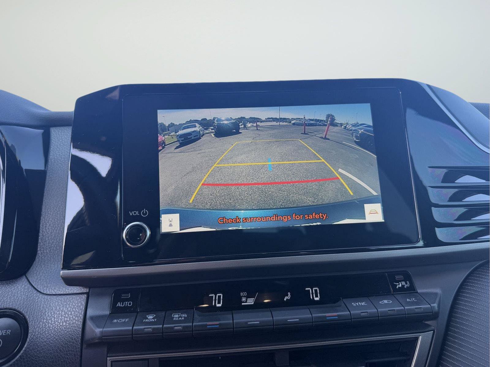 Used 2025 Toyota Camry SE w/ Convenience Package FWD image 28
