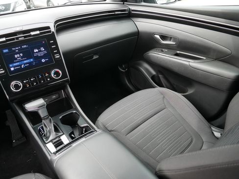 Used 2022 Hyundai Santa Cruz SEL image 11