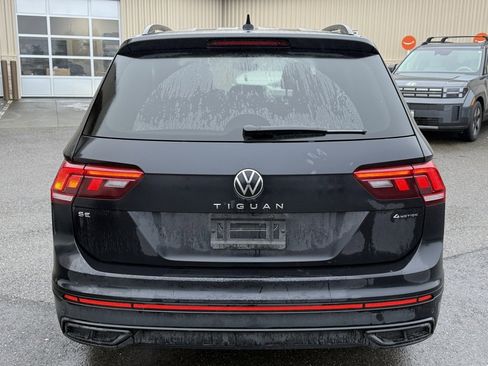 Used 2022 Volkswagen Tiguan SE R-Line image 3