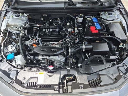 Used 2025 Honda Accord SE image 31