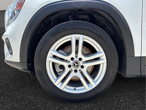 Used 2023 Mercedes-Benz GLB 250 4MATIC image 12