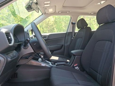 New 2026 Hyundai Venue SEL FWD image 15