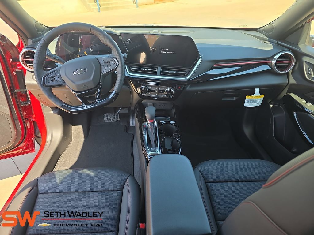 New 2026 Chevrolet Trax RS w/ Sunroof Package FWD image 9