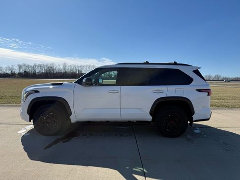 Used 2023 Toyota Sequoia TRD Pro image 9