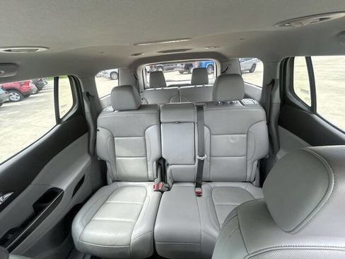 Used 2023 GMC Acadia SLT AWD/4WD image 35