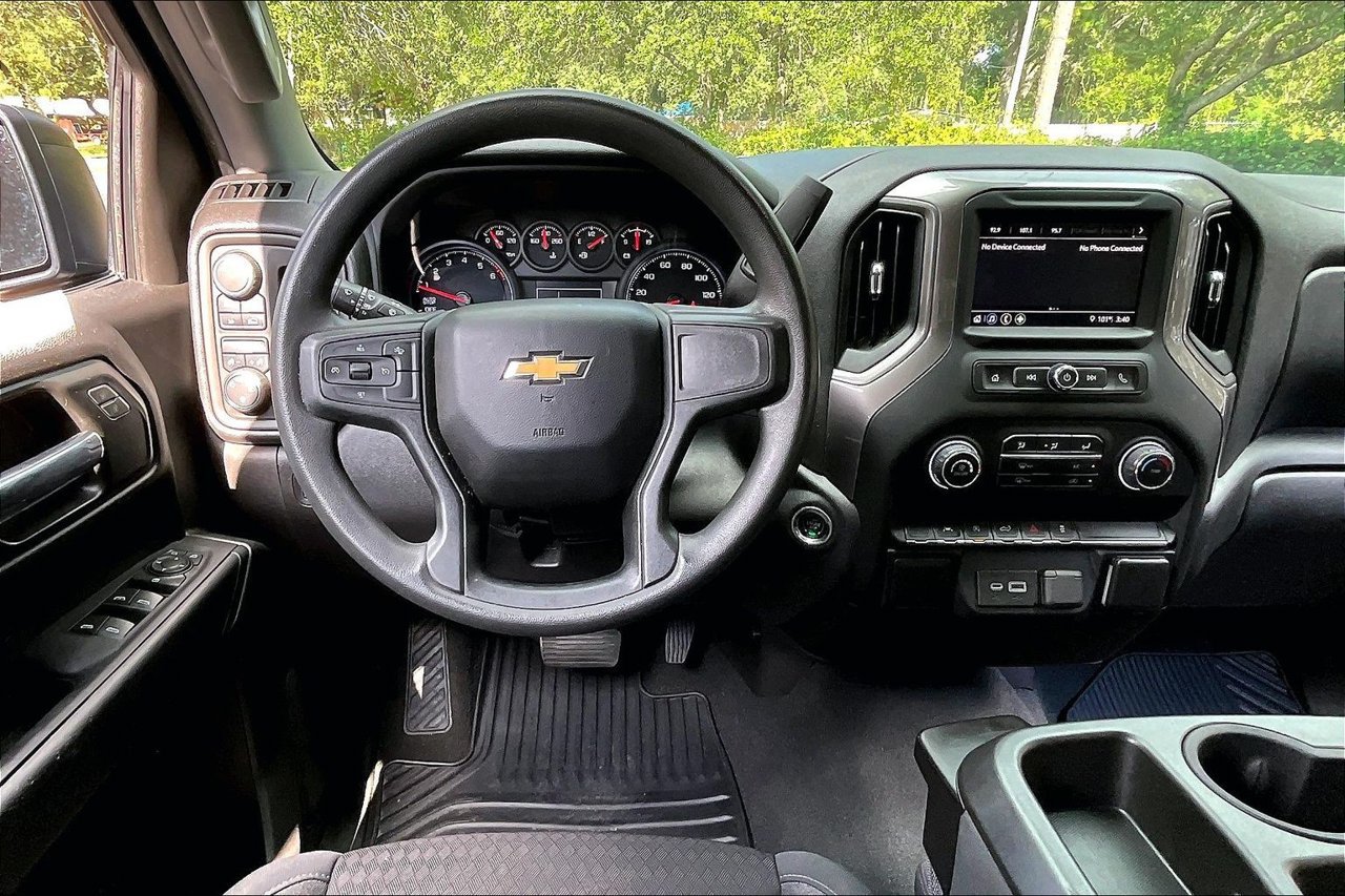 Used 2022 Chevrolet Silverado 1500 Custom AWD/4WD image 8