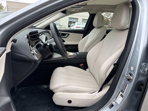 Used 2026 Mercedes-Benz E 350 4MATIC Sedan image 15