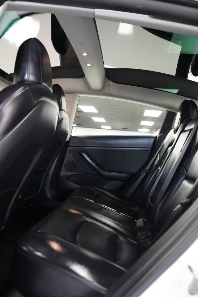 Used 2022 Tesla Model 3 Long Range AWD/4WD image 19