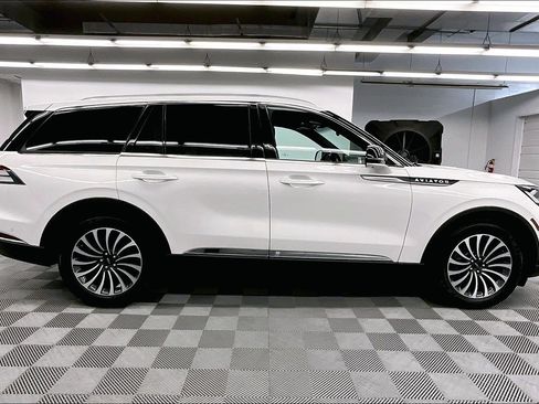 Used 2023 Lincoln Aviator Reserve w/ Equipment Group 201A AWD/4WD image 14