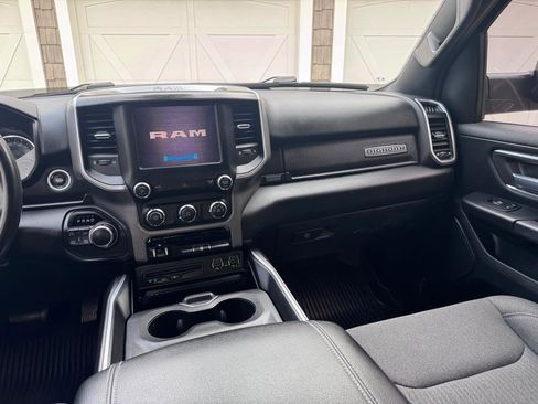 Used 2019 RAM 1500 Big Horn AWD/4WD image 16