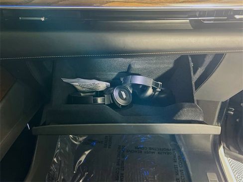 Used 2023 Cadillac Escalade ESV Sport Platinum image 30