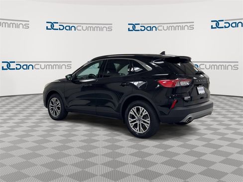 Used 2022 Ford Escape SEL image 6