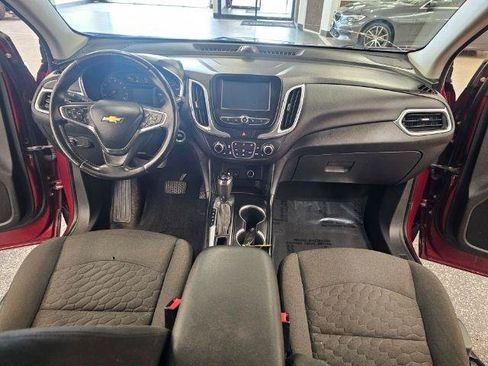 Used 2018 Chevrolet Equinox LT FWD image 14