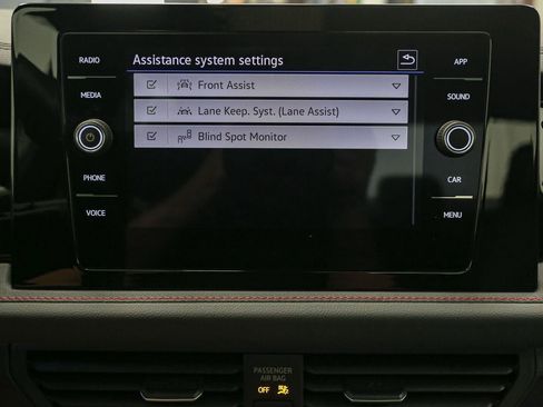 Certified 2025 Volkswagen Jetta GLI Autobahn FWD image 30