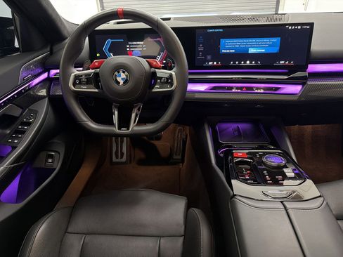 Used 2025 BMW M5 w/ Executive Package AWD/4WD image 4
