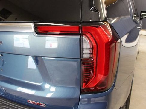 Used 2026 GMC Yukon XL Denali w/ Sun & Power Step Package AWD/4WD image 68