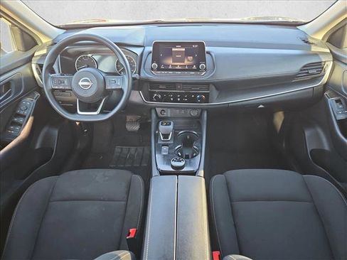 Used 2024 Nissan Rogue S image 15