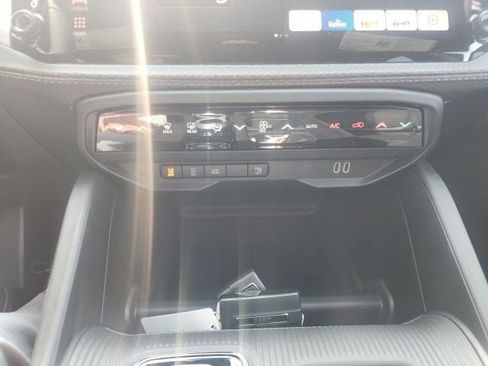 New 2026 Jeep Cherokee Limited AWD/4WD image 5