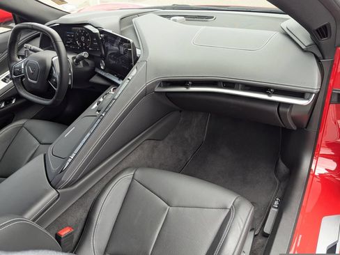 Used 2023 Chevrolet Corvette Stingray Coupe w/ 1LT RWD image 18